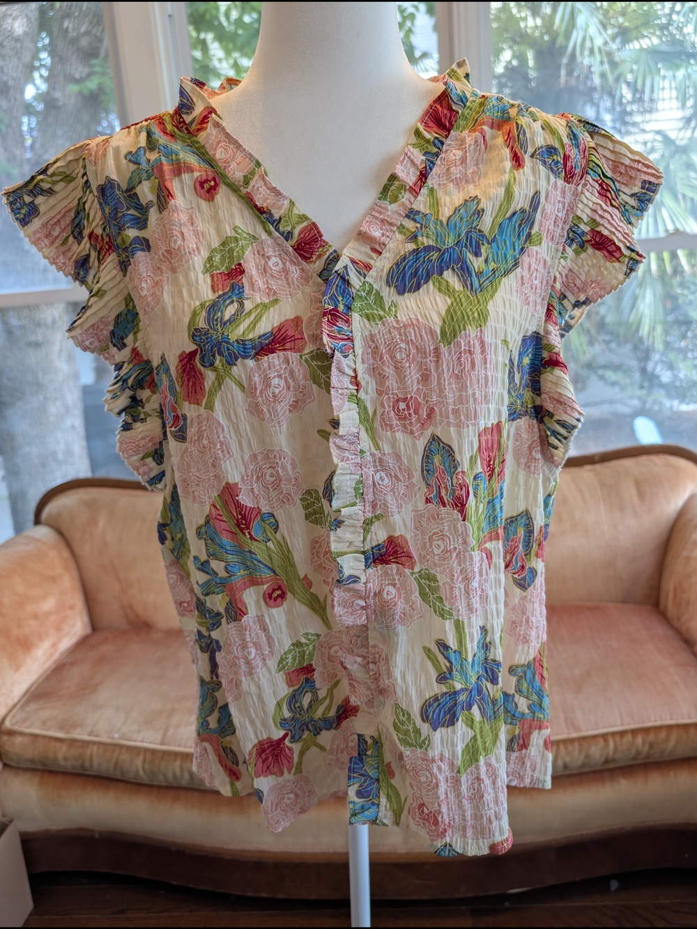 Floral Ruffle V-Neck Short Sleeve Women's Top Size M Spring - Summer